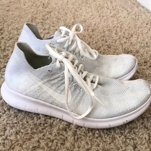 Nike free run flyknit